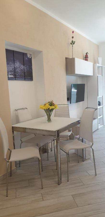 Karina House - โกโม ภายนอก รูปภาพ